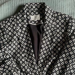 🚨PRICE DROP 🚨Two piece jacket and skirt! Freshly dry cleaned! Flare skirt